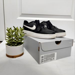 Boy Airforce One shoes - Youth Size 4